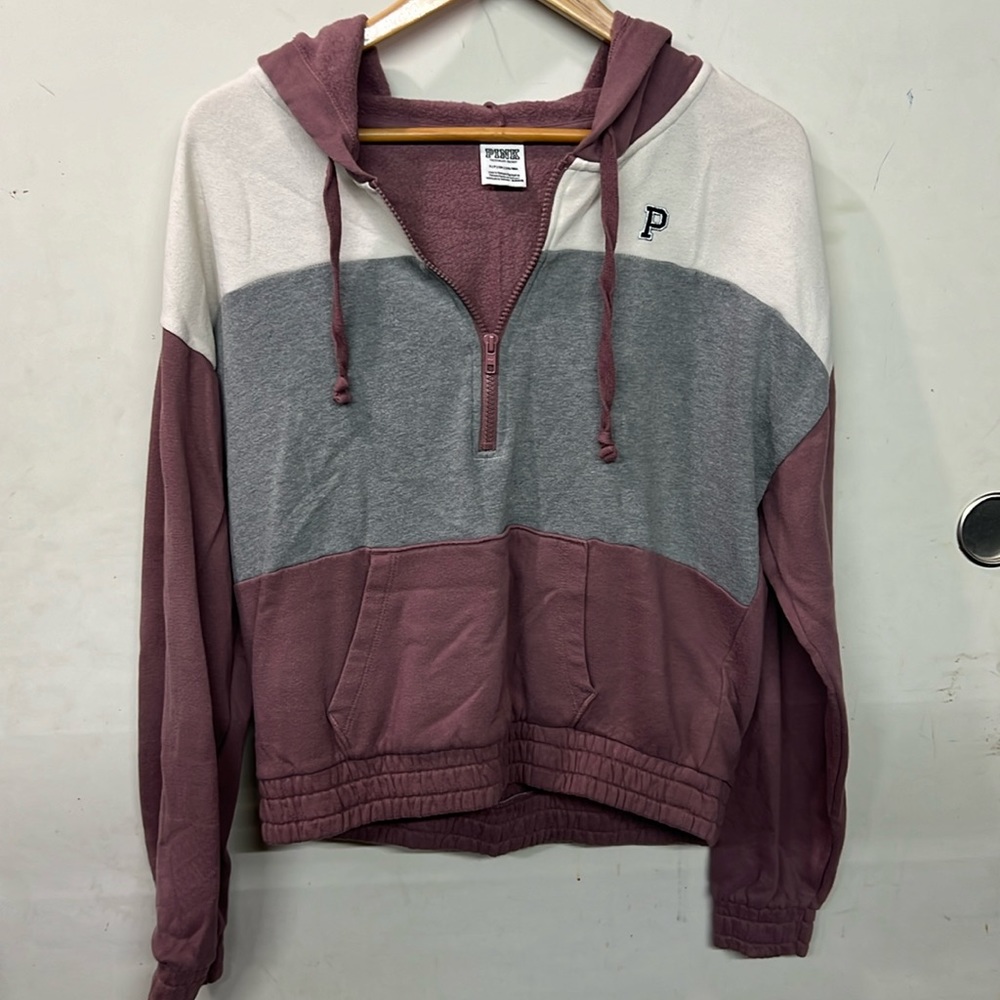 Hoodie sweater half zip with front pocket